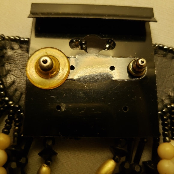 Vtg Leather/Beads Fringe Benefits Earrings - Picture 3 of 3